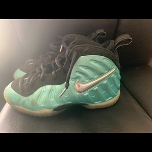 Nike Foamposites Kids Size 13